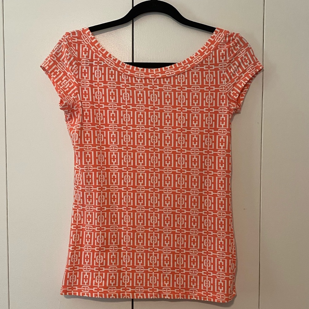 Patterned scoop back shirt - Picture 2 of 5
